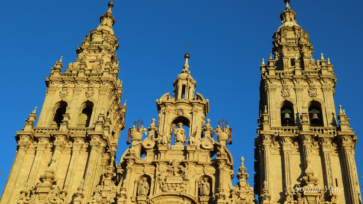 聖地牙哥(Santiago de Compostela)│讓無數人動容的大教堂及朝聖者旅社