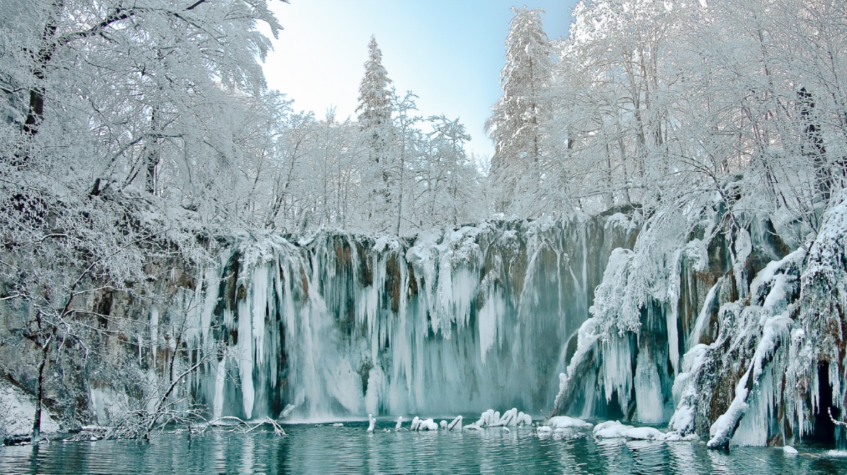 克羅埃西亞│世界遺產│16湖國家公園的初冬，就像美女素顏還是美