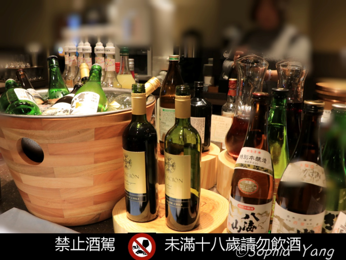 日本│箱根ゅとゎHAKONE YUTOWA飯店晚餐酒水喝到飽，太有誠意！